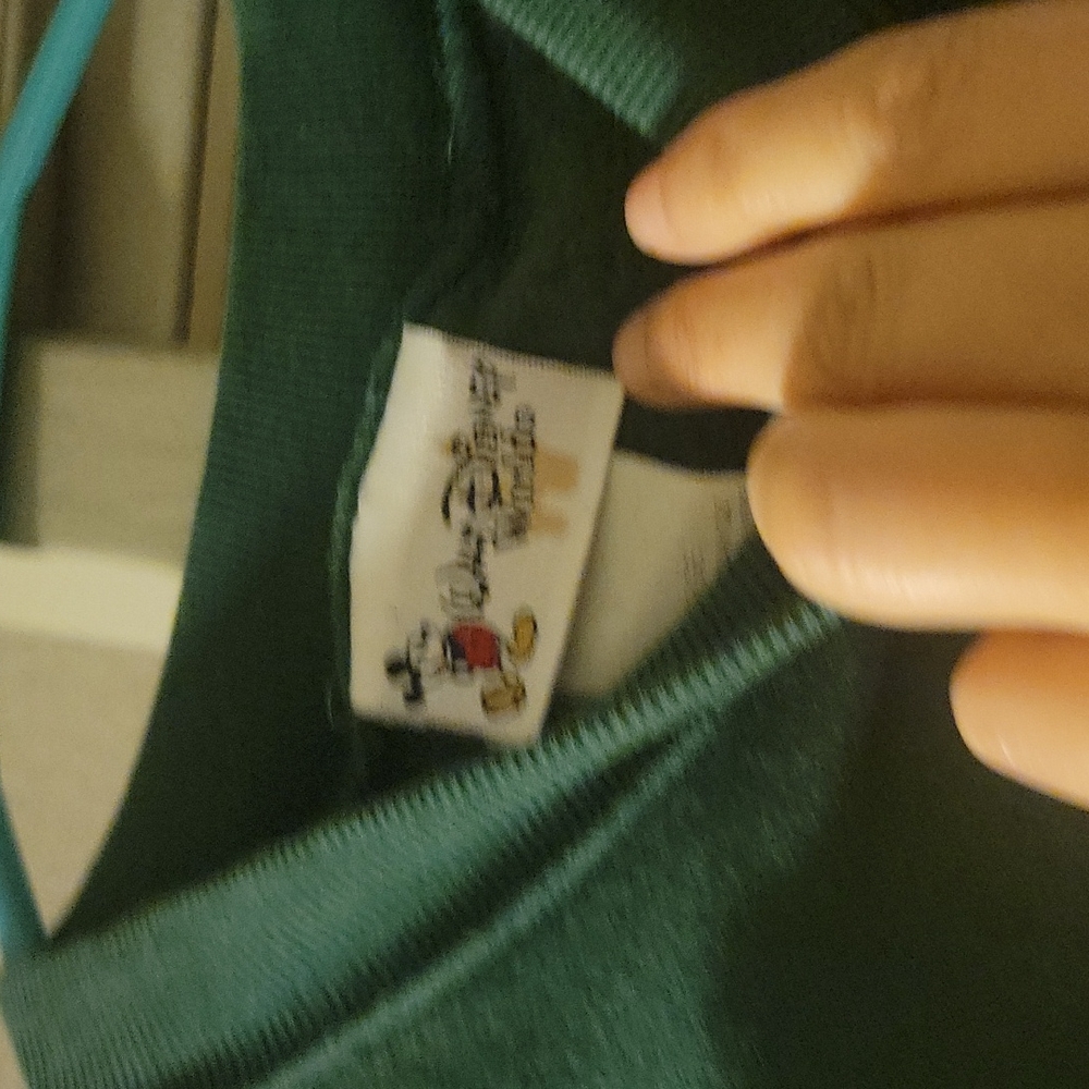 Disney sweater - Picture 4 of 5